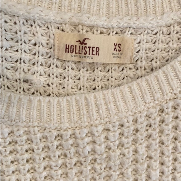 White Hollister sweater - Picture 3 of 3